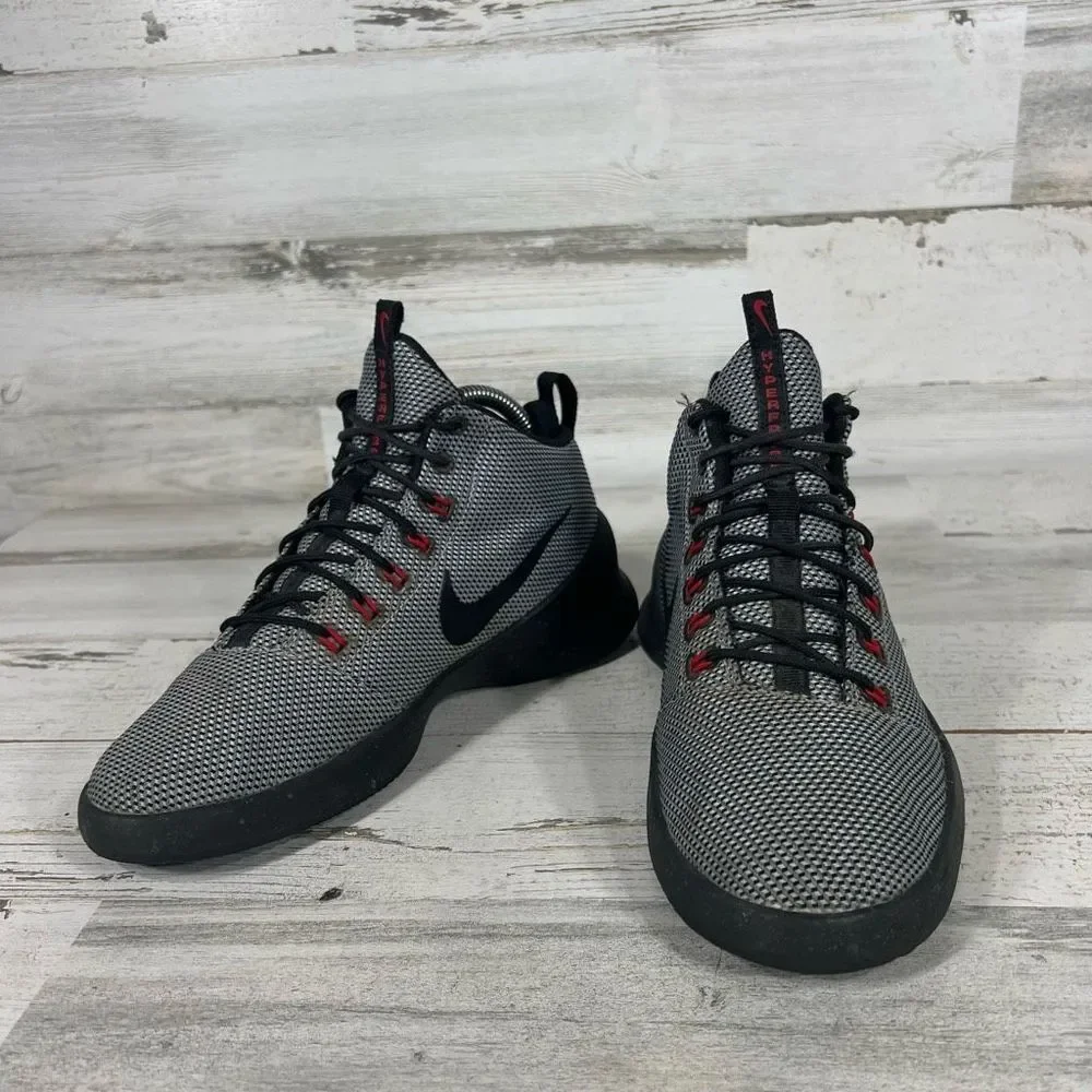 Nike womens hyperfresh